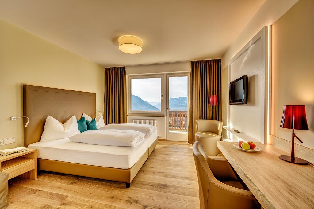 Garni Hotel Kessler Tirolo Zewnętrze zdjęcie
